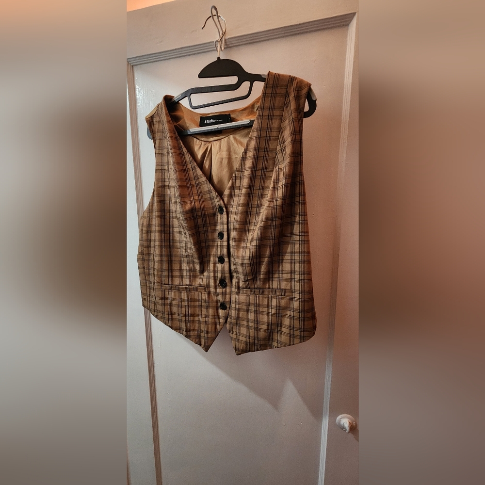 Torrid suit vest